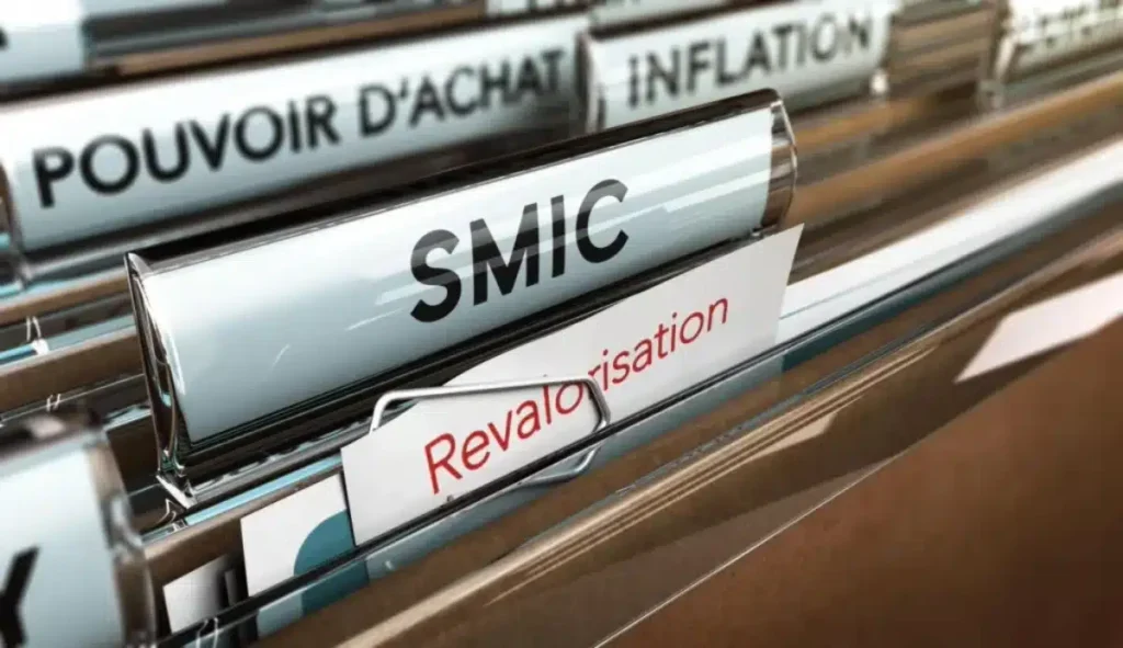 Découvrez le nouveau salaire minimum prévu pour janvier 2026 : une hausse à ne pas manquer !